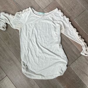 Maurice’s medium long sleeve shirt